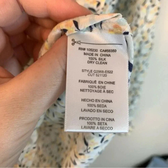 Equipment 100% Silk Printed Long Sleeve Button Up Shirt  Blouse M - Picture 6 of 10